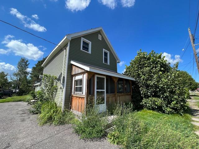 129 Arthur Street E, House detached with 3 bedrooms, 1 bathrooms and 3 parking in Powassan ON | Image 9