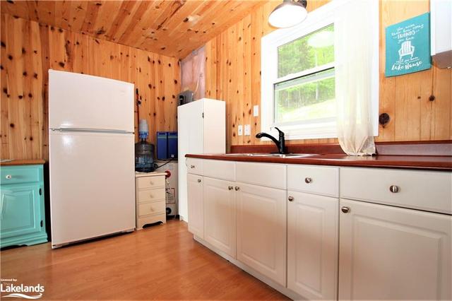 677 Limberlost Point Road, House detached with 3 bedrooms, 1 bathrooms and null parking in Parry Sound, Unorganized, Centre Part ON | Image 25