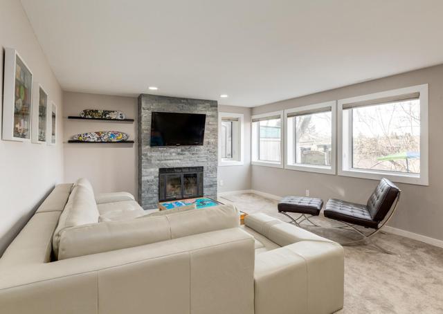 1305 23 Street Nw, House detached with 3 bedrooms, 3 bathrooms and 2 parking in Calgary AB | Image 37