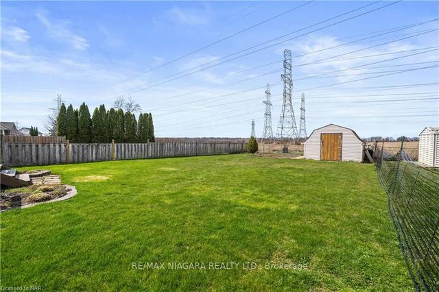 7797 Bishop Ave, House detached with 3 bedrooms, 2 bathrooms and 6 parking in Niagara Falls ON | Image 28