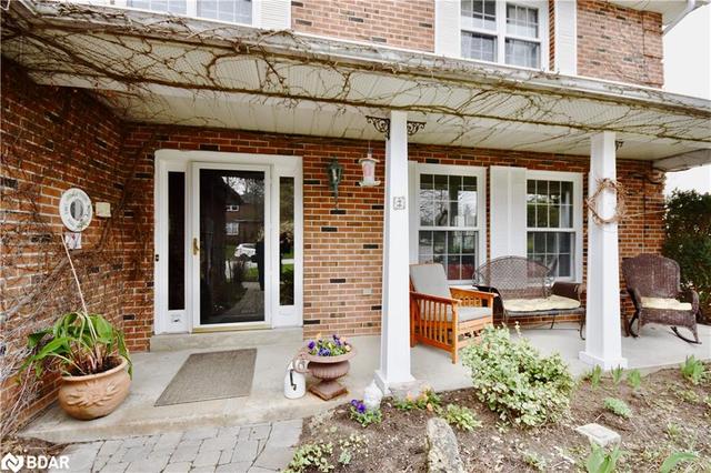 1 Kearsey Court, House detached with 5 bedrooms, 3 bathrooms and 6 parking in Barrie ON | Image 5