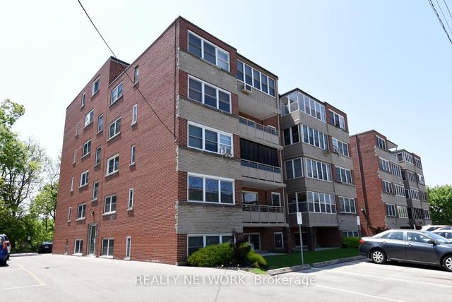 402 - 9 Grant Blvd, Condo with 2 bedrooms, 1 bathrooms and 1 parking in Hamilton ON | Image 21