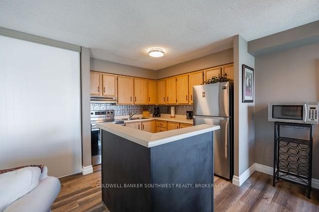 1407 - 155 Front St N, Condo with 2 bedrooms, 1 bathrooms and 1 parking in Sarnia ON | Image 4