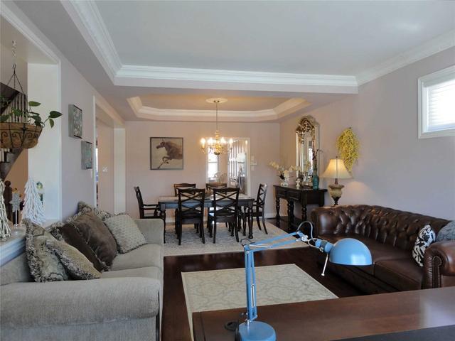 6 Carriage House Crt, House attached with 3 bedrooms, 3 bathrooms and 4 parking in Richmond Hill ON | Image 19
