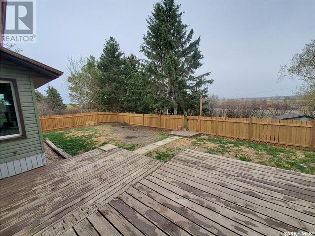 21 Lawrence Road, House detached with 3 bedrooms, 3 bathrooms and null parking in Kamsack SK | Image 40