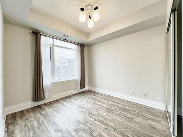 910 - 111 Upper Duke Cres, Condo with 2 bedrooms, 2 bathrooms and 1 parking in Markham ON | Image 5