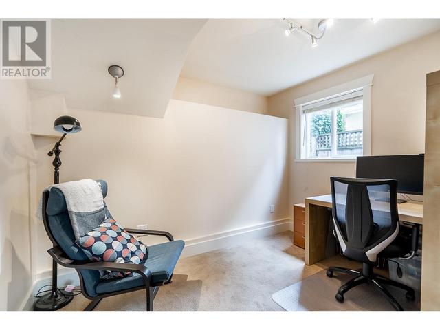 1372 Lennox Street, House detached with 5 bedrooms, 3 bathrooms and 5 parking in North Vancouver BC | Image 23