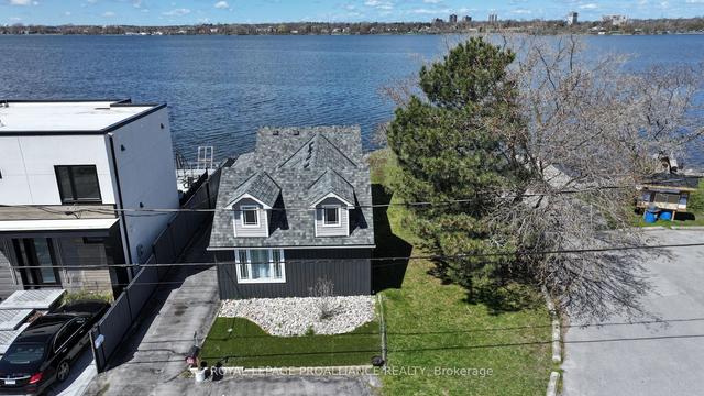 12 Ridley St, House detached with 2 bedrooms, 2 bathrooms and 4 parking in Prince Edward County ON | Image 31
