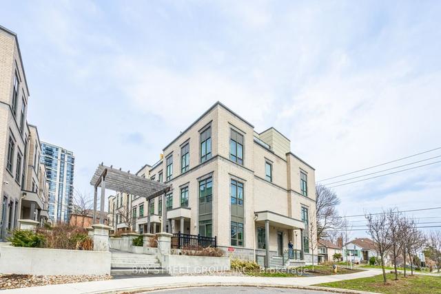 9 - 52 Holmes Ave, Townhouse with 2 bedrooms, 2 bathrooms and 1 parking in Toronto ON | Image 24