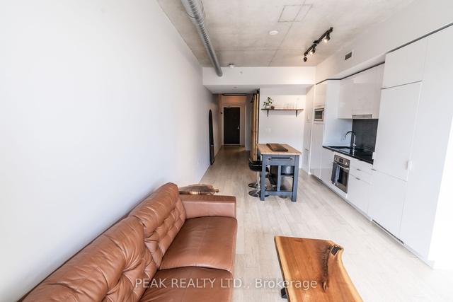 803 - 170 Bayview Ave E, Condo with 1 bedrooms, 1 bathrooms and 0 parking in Toronto ON | Image 3
