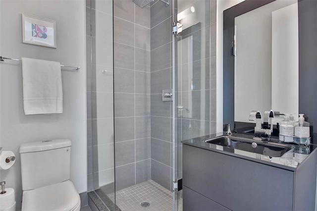 418 - 111 St Clair Ave W, Condo with 1 bedrooms, 2 bathrooms and 0 parking in Toronto ON | Image 9