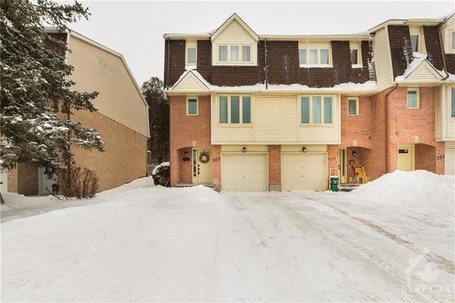 389 Pickford Drive, Townhouse with 3 bedrooms, 3 bathrooms and 3 parking in Ottawa ON | Image 1