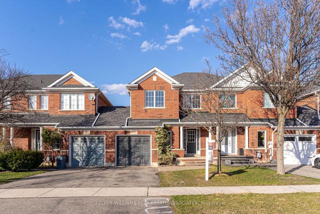 5867 Chalfont Cres, House attached with 3 bedrooms, 3 bathrooms and 2 parking in Mississauga ON | Image 1