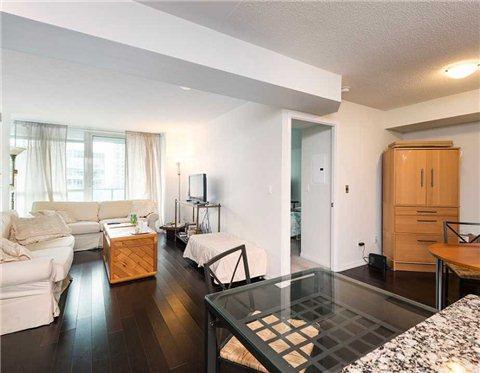 1470 - 209 Fort York Blvd, Condo with 2 bedrooms, 2 bathrooms and 1 parking in Toronto ON | Image 13