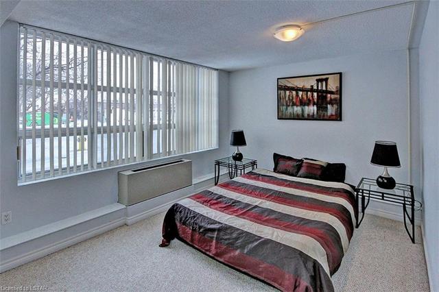 107 - 155 Kent Street, House attached with 2 bedrooms, 2 bathrooms and 1 parking in London ON | Image 16