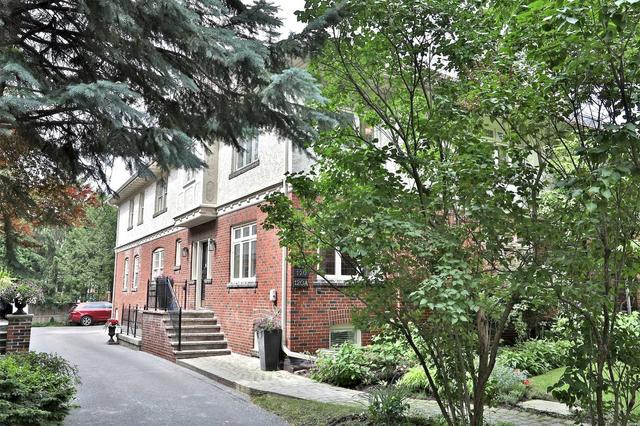 118 Rosedale Heights Dr, Condo with 3 bedrooms, 2 bathrooms and 2 parking in Toronto ON | Image 15