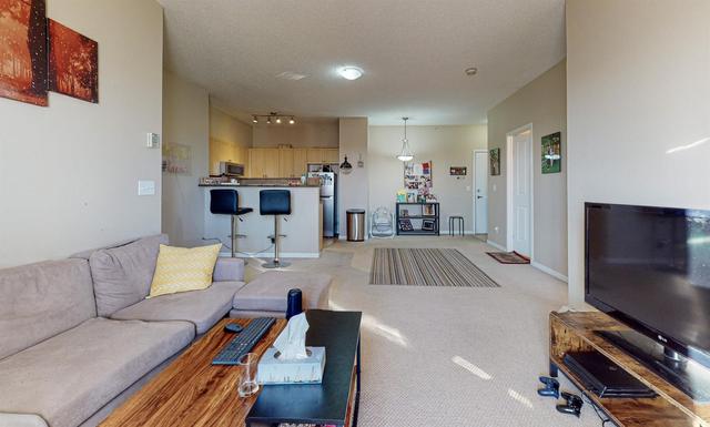 2412 - 1140 Taradale Drive Ne, Condo with 2 bedrooms, 2 bathrooms and 1 parking in Calgary AB | Image 3