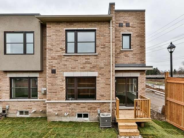 2 Jerseyville Way, Townhouse with 3 bedrooms, 3 bathrooms and 2 parking in Whitby ON | Image 19