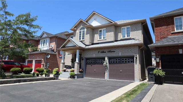 7 Atira Ave, House detached with 4 bedrooms, 4 bathrooms and 3 parking in Brampton ON | Image 2