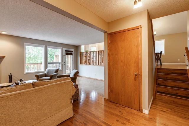 12 Scenic Hill Close Nw, House detached with 4 bedrooms, 2 bathrooms and 4 parking in Calgary AB | Image 31