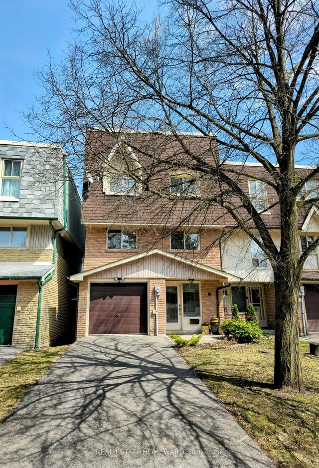 17 Poplar Cres, Townhouse with 3 bedrooms, 2 bathrooms and 3 parking in Aurora ON | Image 28