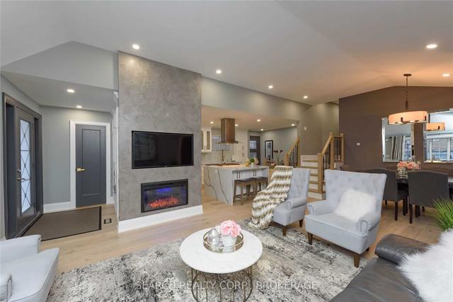 350 Louis Dr, House detached with 4 bedrooms, 4 bathrooms and 3 parking in Mississauga ON | Image 38