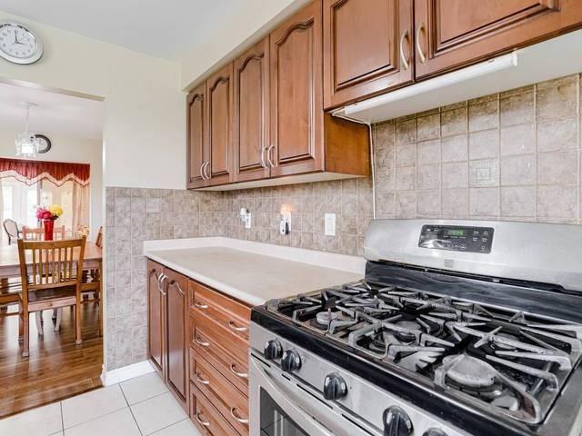 89 Cloverdale Dr, House semidetached with 4 bedrooms, 4 bathrooms and 5 parking in Brampton ON | Image 27