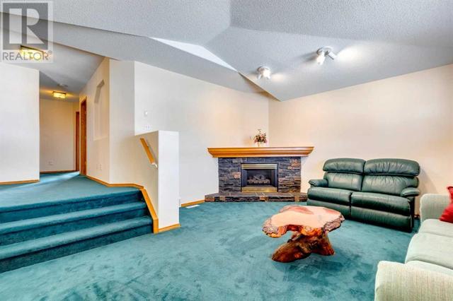 24 Somerset Park Sw, House detached with 3 bedrooms, 2 bathrooms and 4 parking in Calgary AB | Image 22