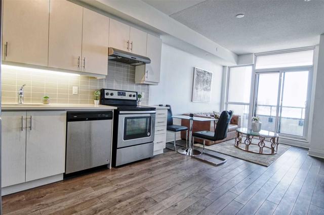 2001 - 17 Zorra St, Condo with 1 bedrooms, 1 bathrooms and 0 parking in Toronto ON | Image 3