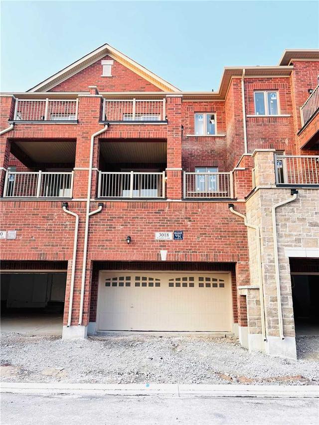 th 71 - 3018 Eighth Line, House attached with 4 bedrooms, 4 bathrooms and 4 parking in Oakville ON | Image 3