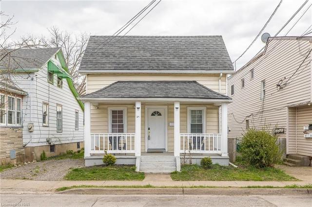 24 Division Street, House detached with 4 bedrooms, 2 bathrooms and 1 parking in St. Catharines ON | Image 1