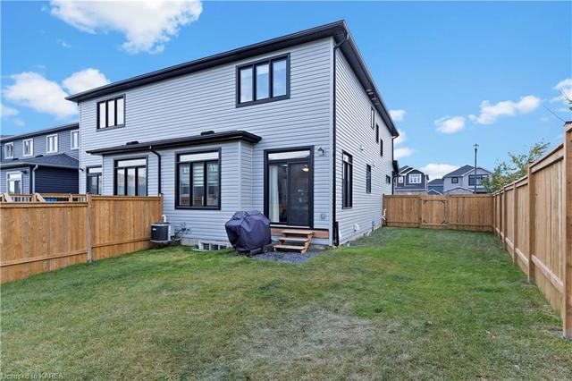1660 Brookedayle Avenue, House semidetached with 3 bedrooms, 2 bathrooms and 3 parking in Kingston ON | Image 25