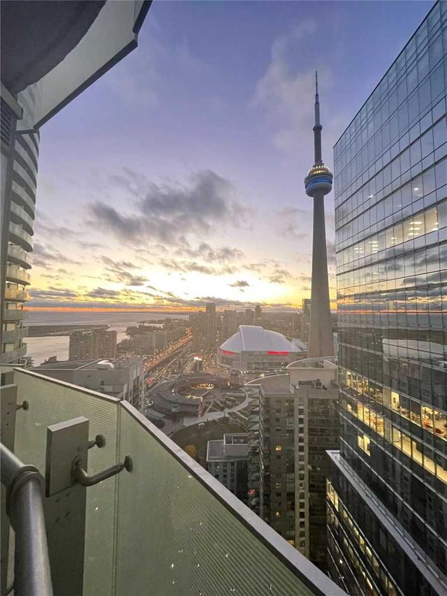 3808 - 14 York St, Condo with 2 bedrooms, 2 bathrooms and 1 parking in Toronto ON | Image 5