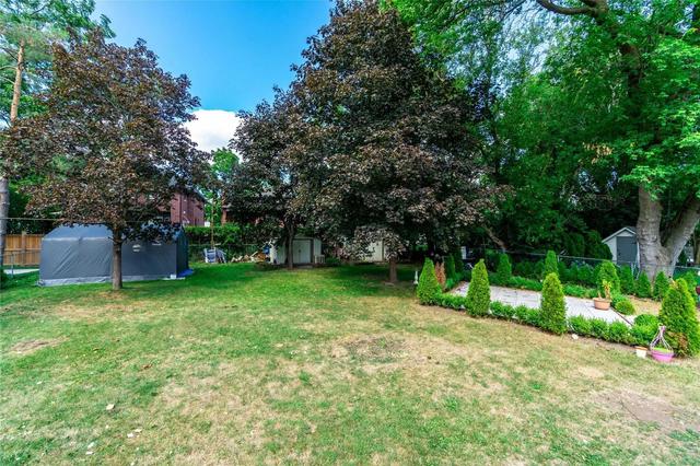 135 Centre St W, House detached with 3 bedrooms, 2 bathrooms and 4 parking in Richmond Hill ON | Image 8