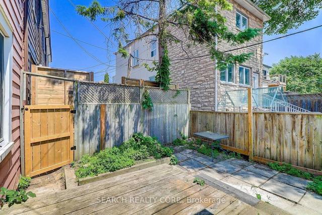 317 Jones Ave, House detached with 3 bedrooms, 2 bathrooms and 0 parking in Toronto ON | Image 13