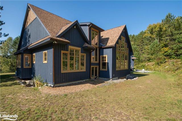 1074 Tally Ho Winter Park Road, House detached with 5 bedrooms, 5 bathrooms and 11 parking in Lake of Bays ON | Image 41