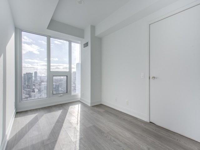 1208 - 181 Dundas St E, Condo with 1 bedrooms, 1 bathrooms and 0 parking in Toronto ON | Image 1
