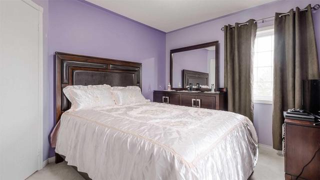 2 Beachgrove Cres, House detached with 4 bedrooms, 3 bathrooms and 2 parking in Whitby ON | Image 17