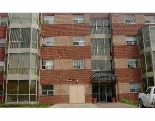 101 - 291 Blake St, Condo with 2 bedrooms, 2 bathrooms and null parking in Barrie ON | Image 1