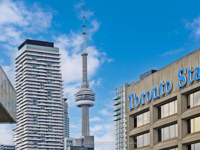 2509 - 15 Queens Quay E, Condo with 2 bedrooms, 1 bathrooms and 1 parking in Toronto ON | Image 29