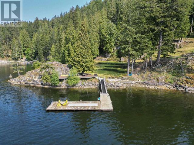 lot 1&2 West Bay Landing, House detached with 2 bedrooms, 2 bathrooms and null parking in Sunshine Coast F BC | Image 9