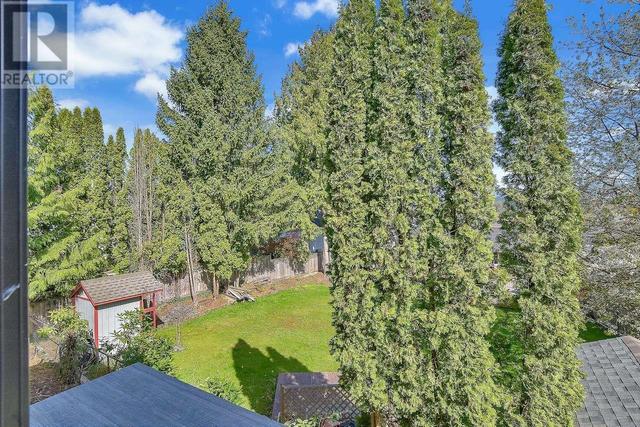 22178 124 Avenue, House detached with 7 bedrooms, 5 bathrooms and 2 parking in Maple Ridge BC | Image 33