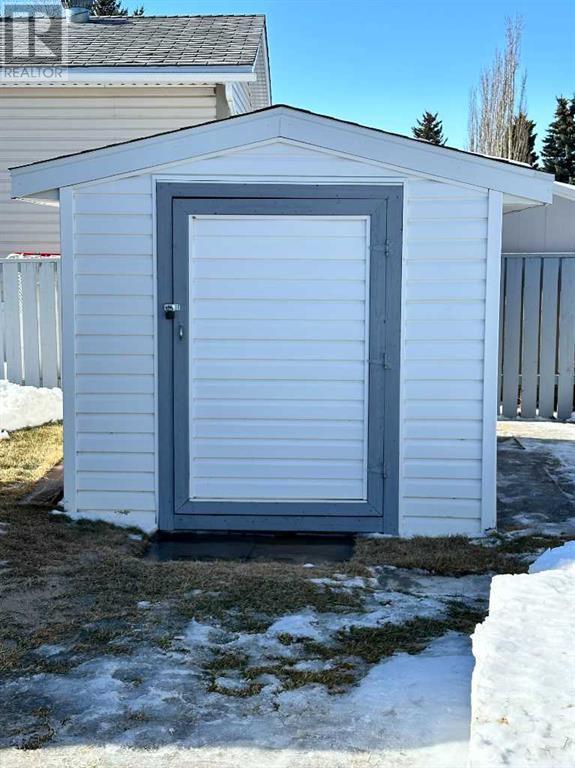 1950 5 Avenue, House other with 3 bedrooms, 1 bathrooms and 2 parking in Wainwright AB | Image 26