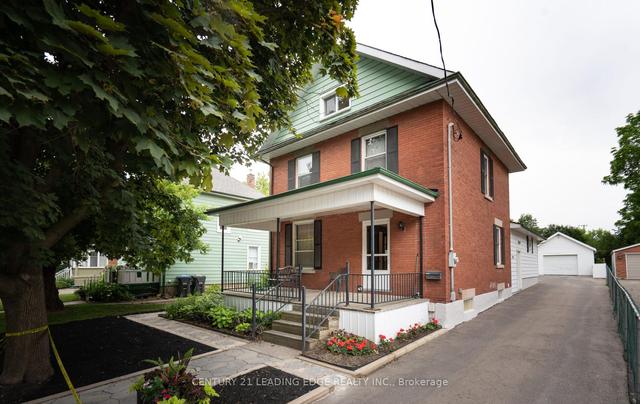41 Mill St S, House detached with 4 bedrooms, 4 bathrooms and 15 parking in Brampton ON | Image 1
