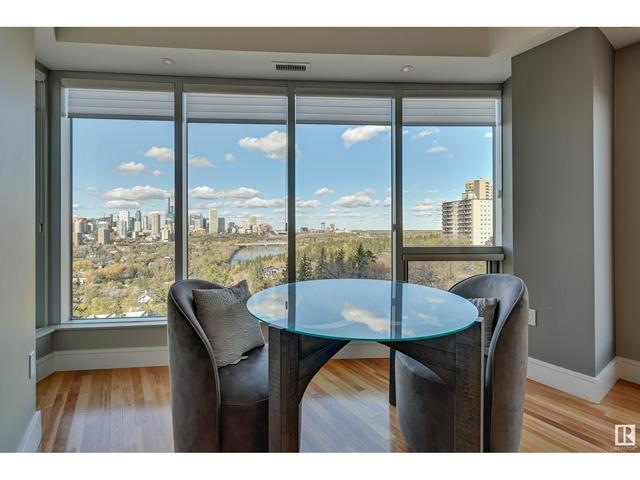 602 - 10035 Saskatchewan Dr Nw, Condo with 2 bedrooms, 2 bathrooms and 2 parking in Edmonton AB | Image 12