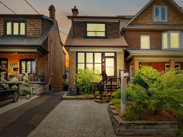 351 Lauder Ave, House detached with 3 bedrooms, 2 bathrooms and 1 parking in Toronto ON | Image 12