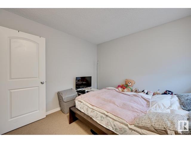 2326 139 Av Nw, House attached with 3 bedrooms, 1 bathrooms and null parking in Edmonton AB | Image 19