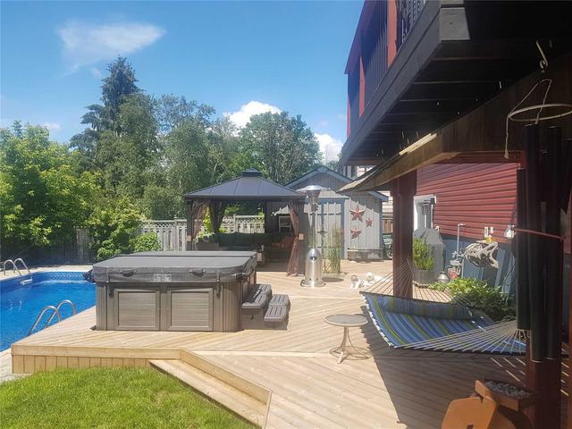 80 Penetanguishene Rd, House detached with 3 bedrooms, 2 bathrooms and 4 parking in Barrie ON | Image 12