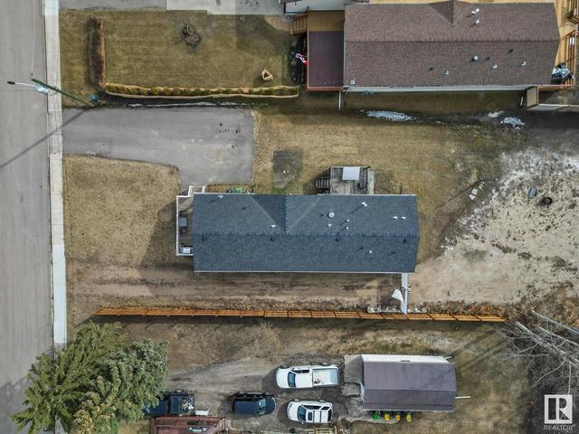 5407 45 St, House other with 3 bedrooms, 2 bathrooms and null parking in Redwater AB | Image 38