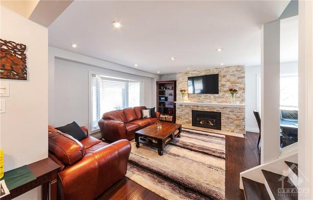 1406 Wesmar Drive, House detached with 4 bedrooms, 4 bathrooms and 3 parking in Ottawa ON | Image 9